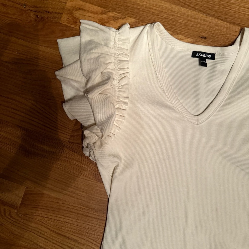 Express Cream Ruffle Sleeve V-Neck Bodysuit - Picture 4 of 4